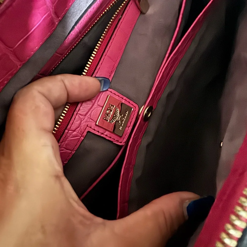 MCM Pink Croc Embossed Leather Zip Satchel 🔐 - Picture 12 of 15